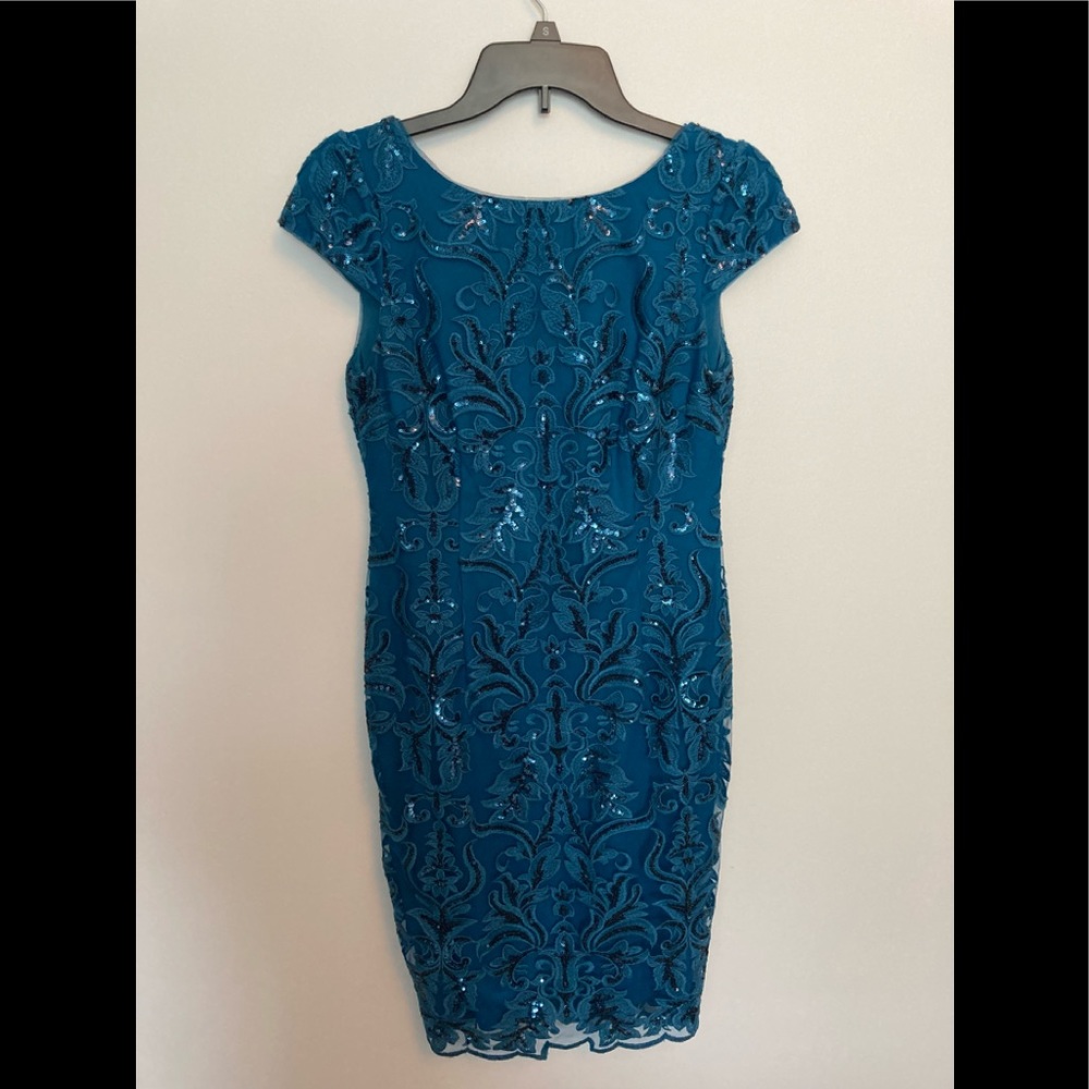 Adrianna Papell Sequin Scroll Dress size 4